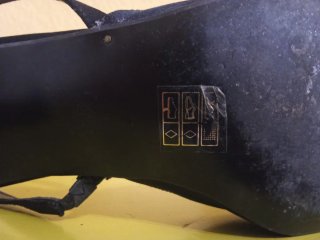 Sandalias de vestir negras con pedrería