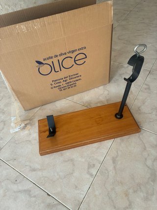 Jamonero de madera