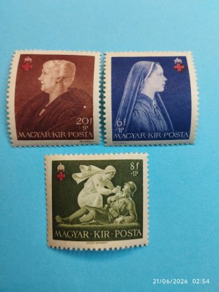 Lote 3 Sellos Magyar Kir Posta 1942 .