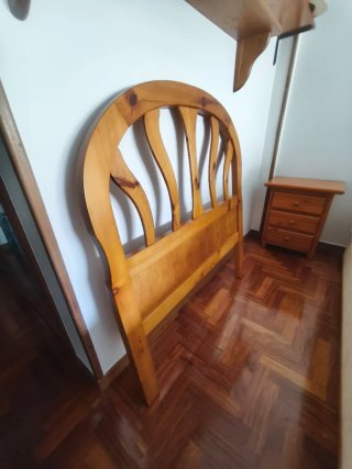 Cabecero de cama de madera de cerezo maciza 96x96