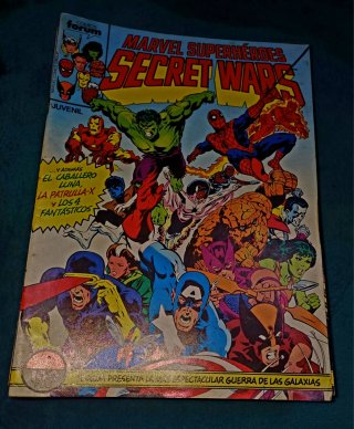 CÓMICS MARVEL "SECRET WARS"