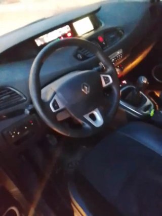 Renault Grand Scenic 2011