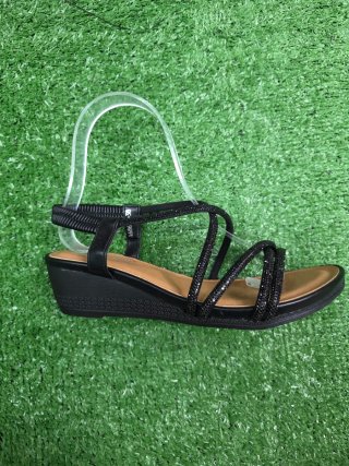 Sandalias Andarina Negras Nuevas con Caja