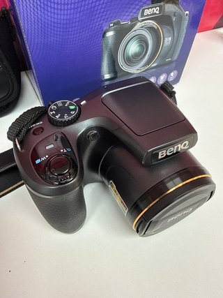 Cámara digital réflex Benq GH650