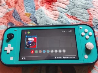 Nintendo Switch Lite Turquesa + FIFA 24 + Bakugan