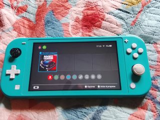 Nintendo Switch Lite Turquesa + FIFA 24 + Bakugan