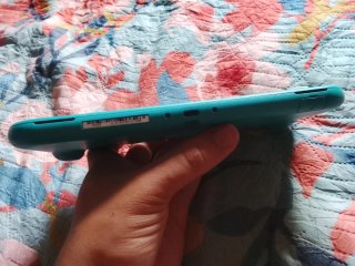 Nintendo Switch Lite Turquesa + FIFA 24 + Bakugan