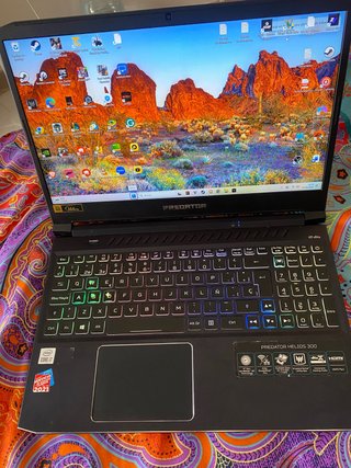 Portátil Gaming Predator Helios 300