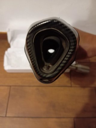 Silenciador Akrapovic Slip-On colector 37mm scoter