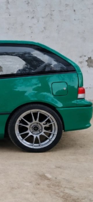 Suzuki Swift 2000