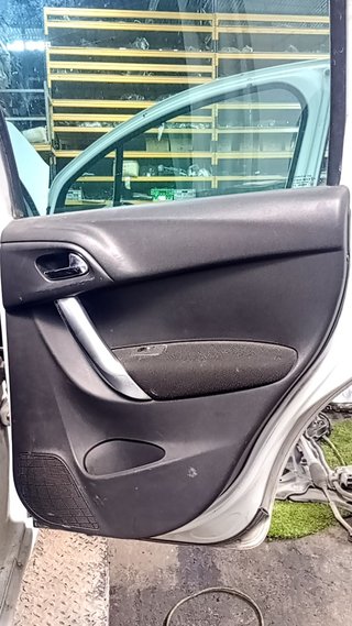 GUARNECIDO PUERTA TRASERA DERECHA Citroen C3 (09.2009->)