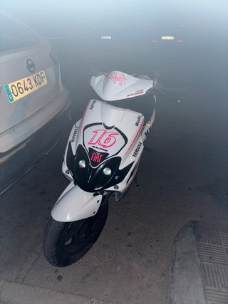 Yamaha Jog RR Scooter Deportiva