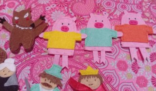 8 Marionetas de dedo hechas a mano.