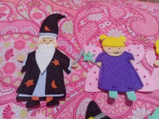 8 marionetas de dedo hechas a mano