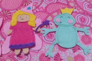 8 marionetas de dedo hechas a mano