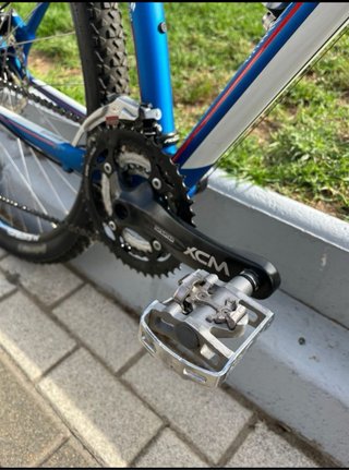 Bicicleta GT Azul Montaña