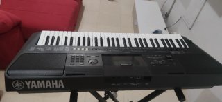 Yamaha PSR-E453 Teclado Poco Usado,no envio