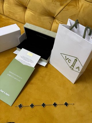 Pulsera Van Cleef & Arpels Oro y Verde
