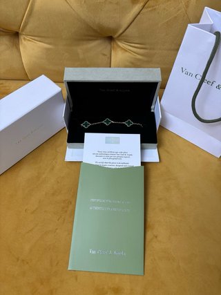 Pulsera Van Cleef & Arpels Oro y Verde