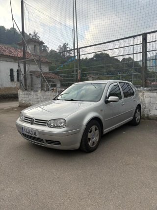 Volkswagen Golf 2000