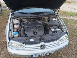 Volkswagen Golf 2000