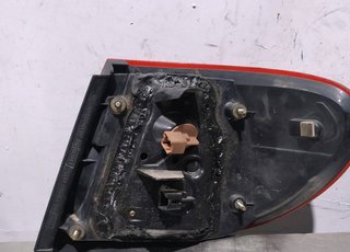 PILOTO TRASERO IZQUIERDO NISSAN ALMERA (N16/E) S