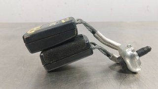 ENGANCHE CINTURON TRASERO CENTRAL VOLKSWAGEN PASS