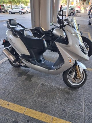 Kymco Grand Dink 250cc Scooter