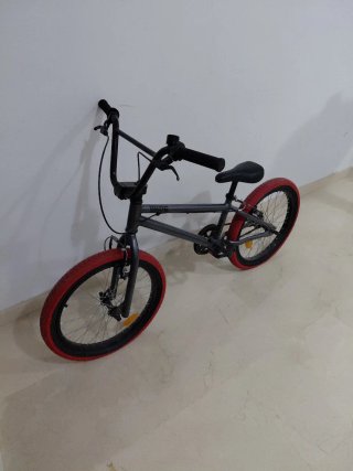 Bmx Gris 20 pulgadas NUEVA
