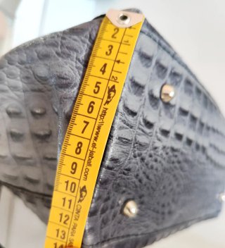 Bolso gris efecto piel cocodrilo