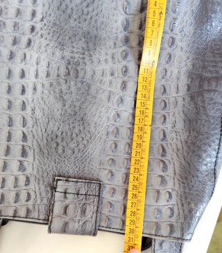 Bolso gris efecto piel cocodrilo