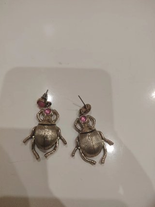 Pendientes Escarabajo Dorado y Rosa