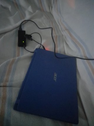 Ordenador Acer azul 6 meses sin uso