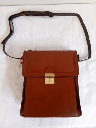BOLSO BANDOLERA CUERO MARRON  HOMBRE
