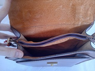 BOLSO BANDOLERA CUERO MARRON  HOMBRE