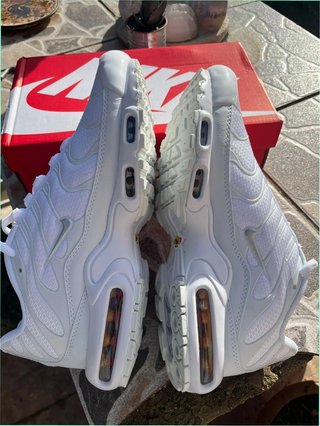 Nike Air Max Plus TN Talla 40 Blancas