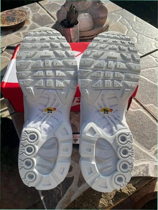 Nike Air Max Plus TN Talla 40 Blancas