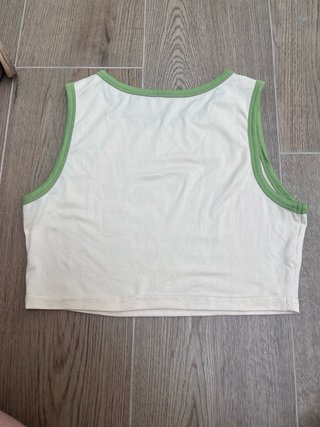 Top crop Love Never Fails beige e verde