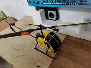 Syma "Fly Dragonfly" Elicottero RC - Usato, Condizioni Eccellenti