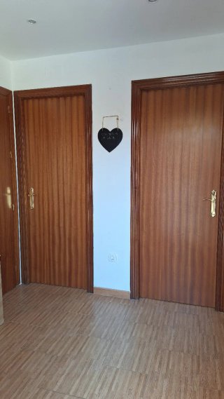 7 Puertas de Madera Nuevas