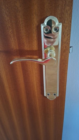 7 Puertas de Madera Nuevas