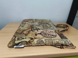 Funda portátil vintage con asas. Acolchada