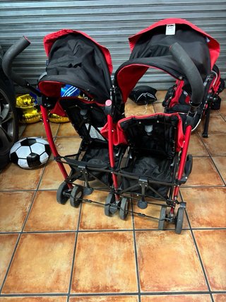Silla gemelar Chicco Echo Roja