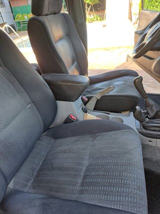 Mitsubishi Montero 2005