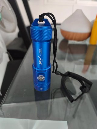 LINTERNA BUCEO IPX8