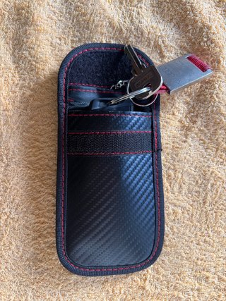 Funda Protectora Llave Coche Magnética