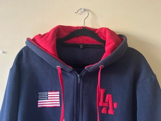 Sudadera Azul con Bandera USA y LA Unisex