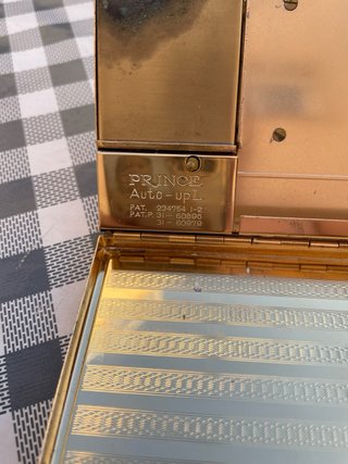 Pitillera vintage para restaurar