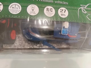 Coche teledirigido policía 3+ años