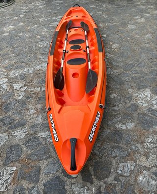 Canoa Borneo Naranja Casi Nueva